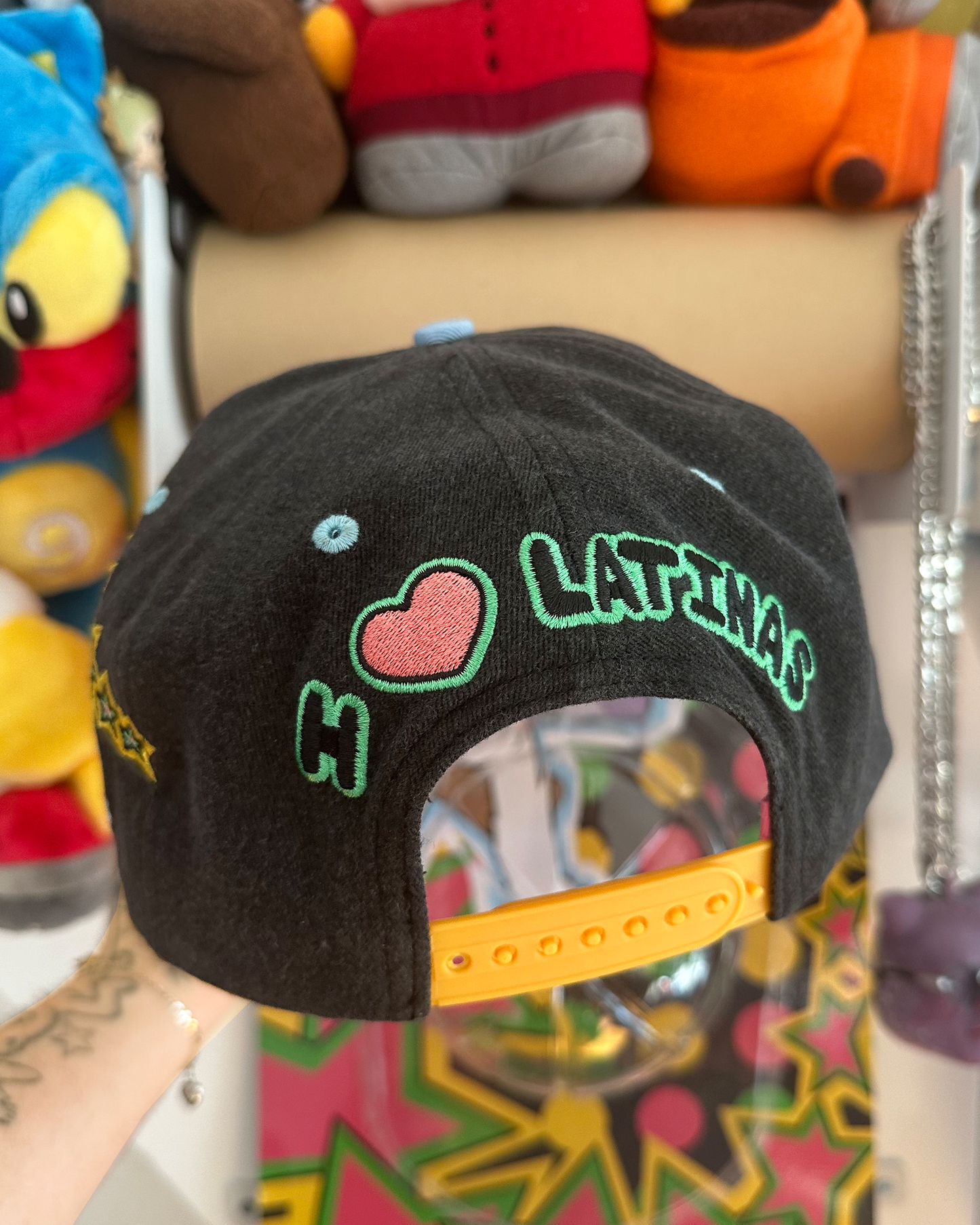 I LOVE LATINAS HAT - WASHED BLACK